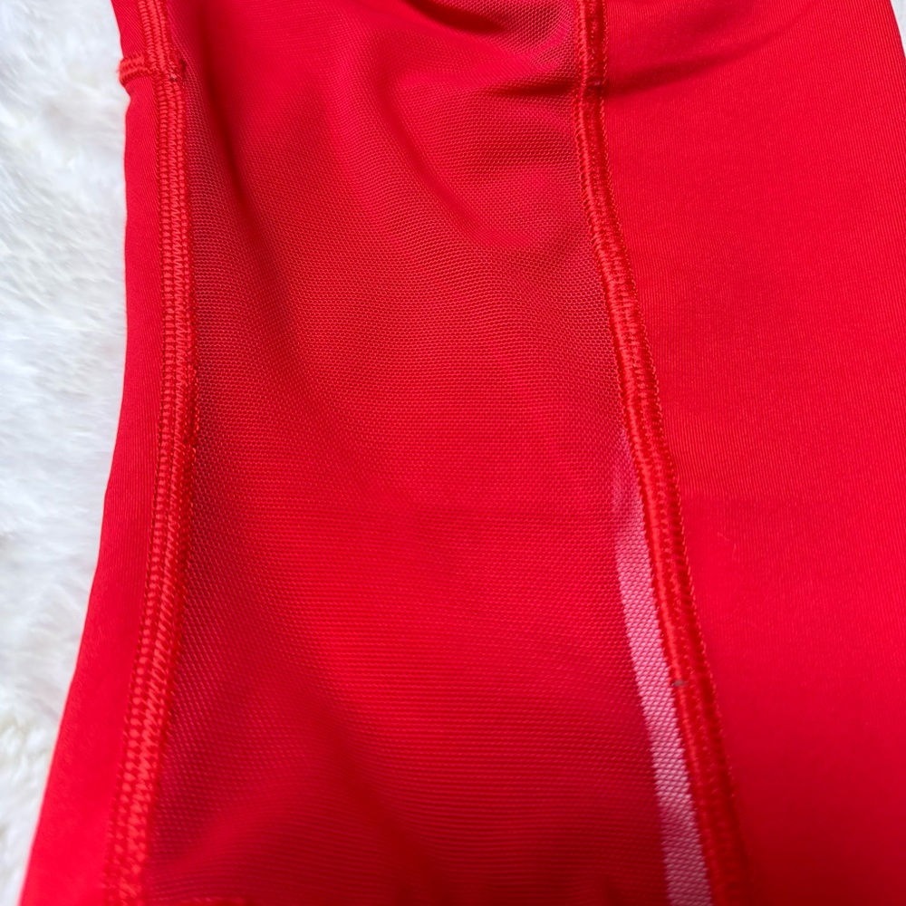 Lululemon Womens Red High Rise Ruched Stretch Mesh 17" Cropped Leggings, 10 - Picture 3 of 8